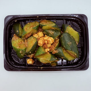 おつまみきゅうりの旨辛チーズ和え