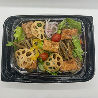 厚揚げ豆腐と根菜の和サラダ
